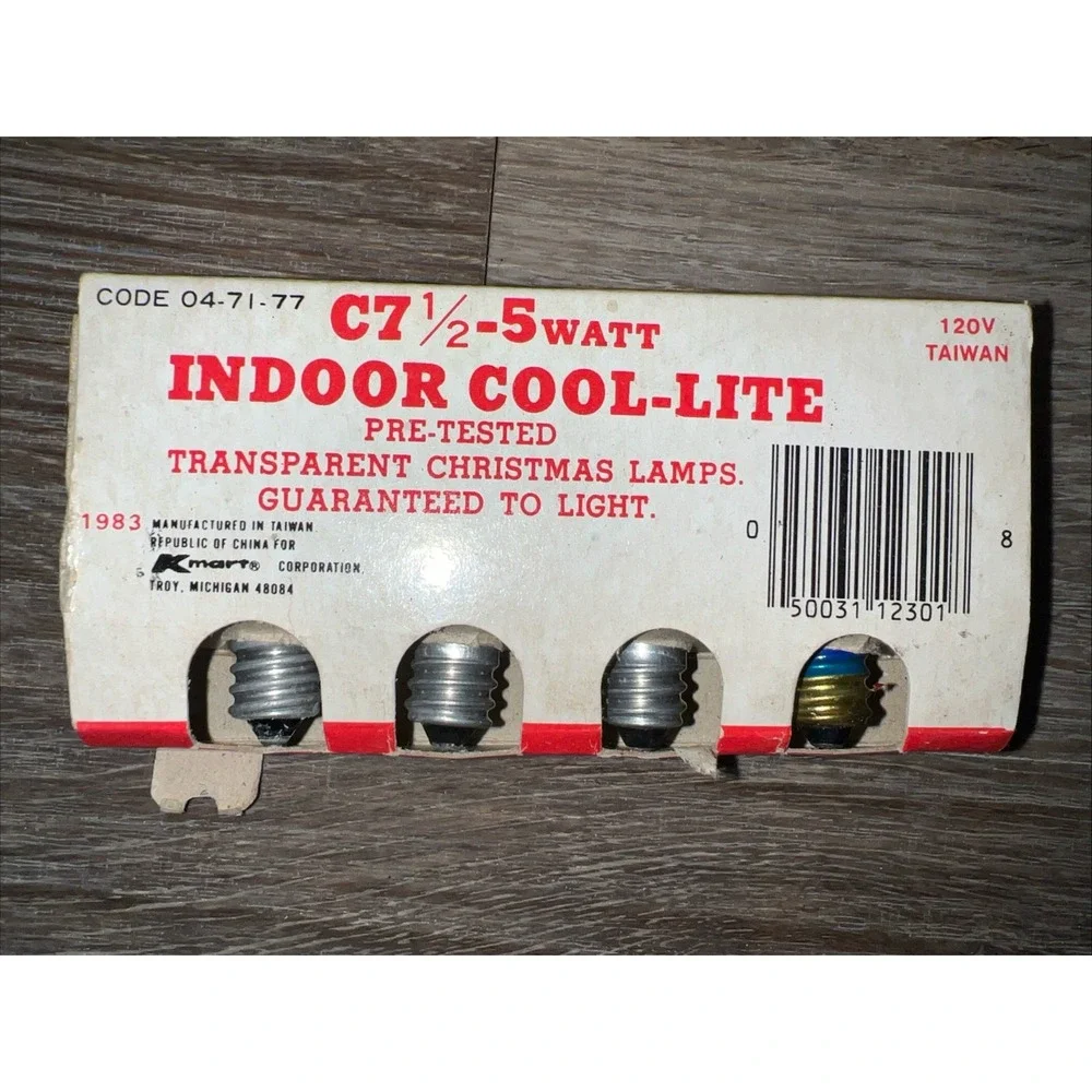 VINTAGE TRIM-A-TREE C7.5-5W INDOOR REPLACEMENT BULBS LAMPS 1 PACK OF 4 Christmas